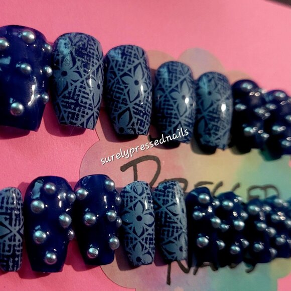 Blue and White Lace with Pearl like Rhinestones Short Coffin Press on Nails - Picture 3 of 3